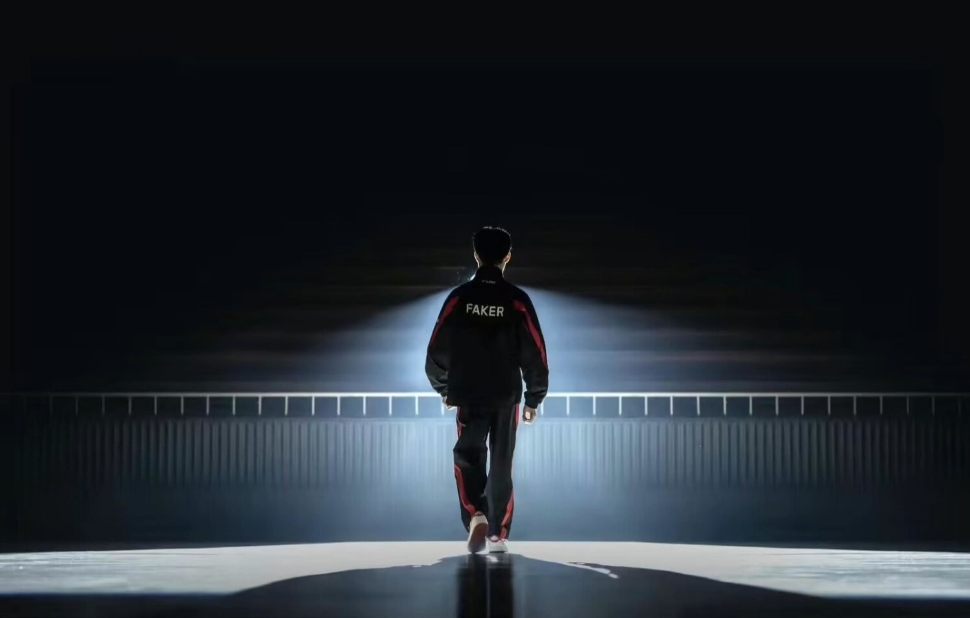 【lpl战报】V5 2-0 FPX：Photic掏出彗星女枪 V5轻取FPX继续领跑积分榜